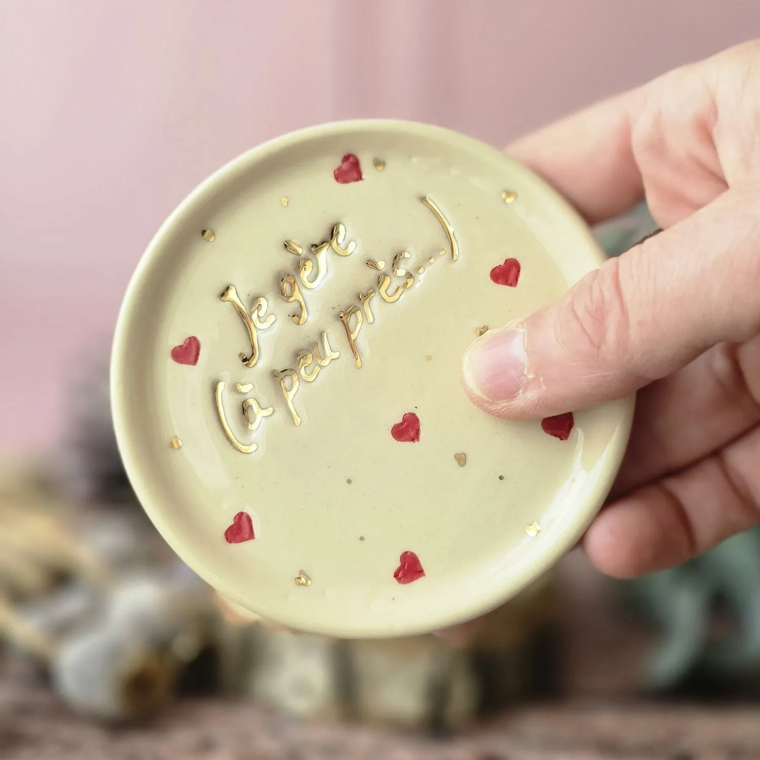 Naturayl Go Girl Club skål med tekst guld håndlavet
