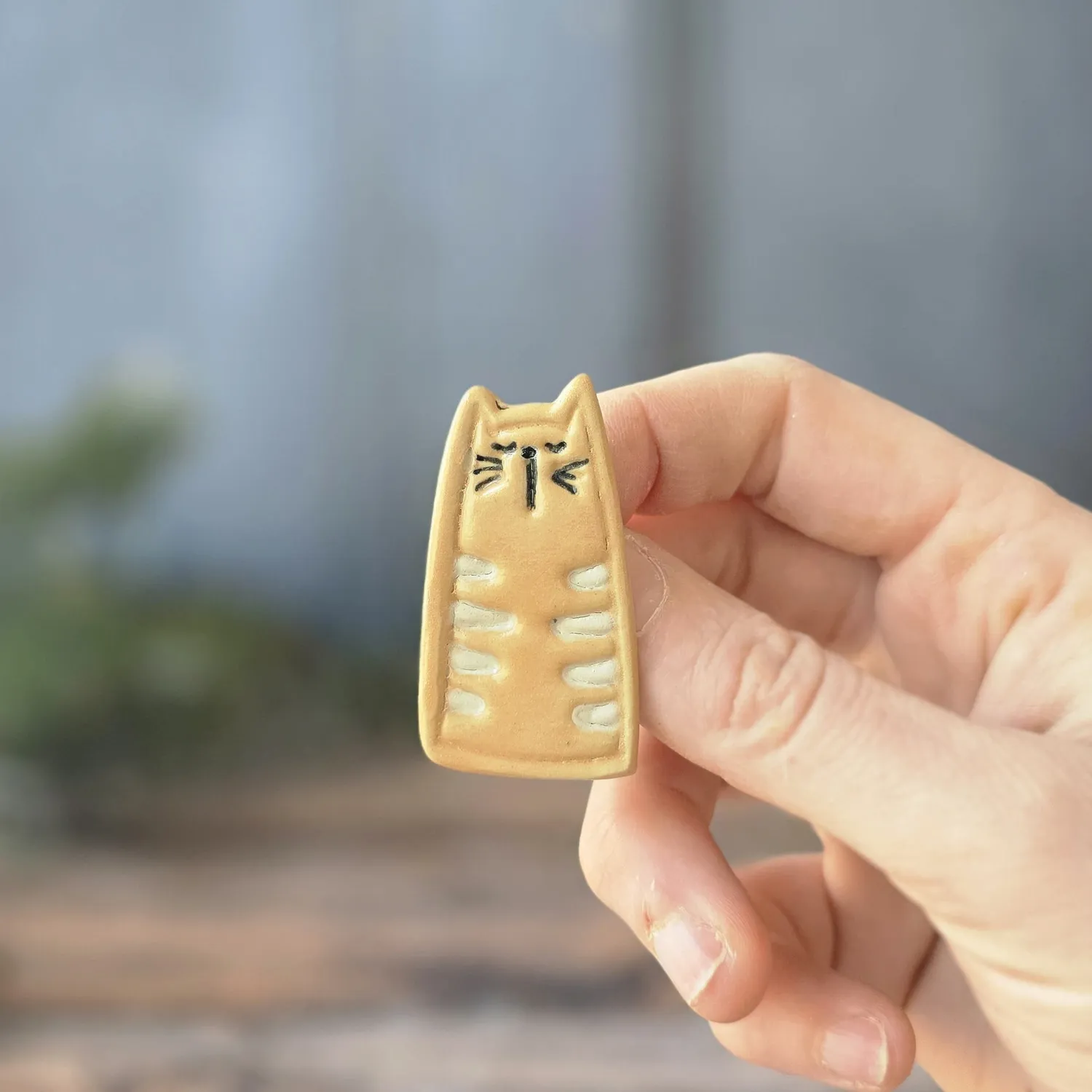Naturayl Le Gang des Moustaches broche Nyx keramik