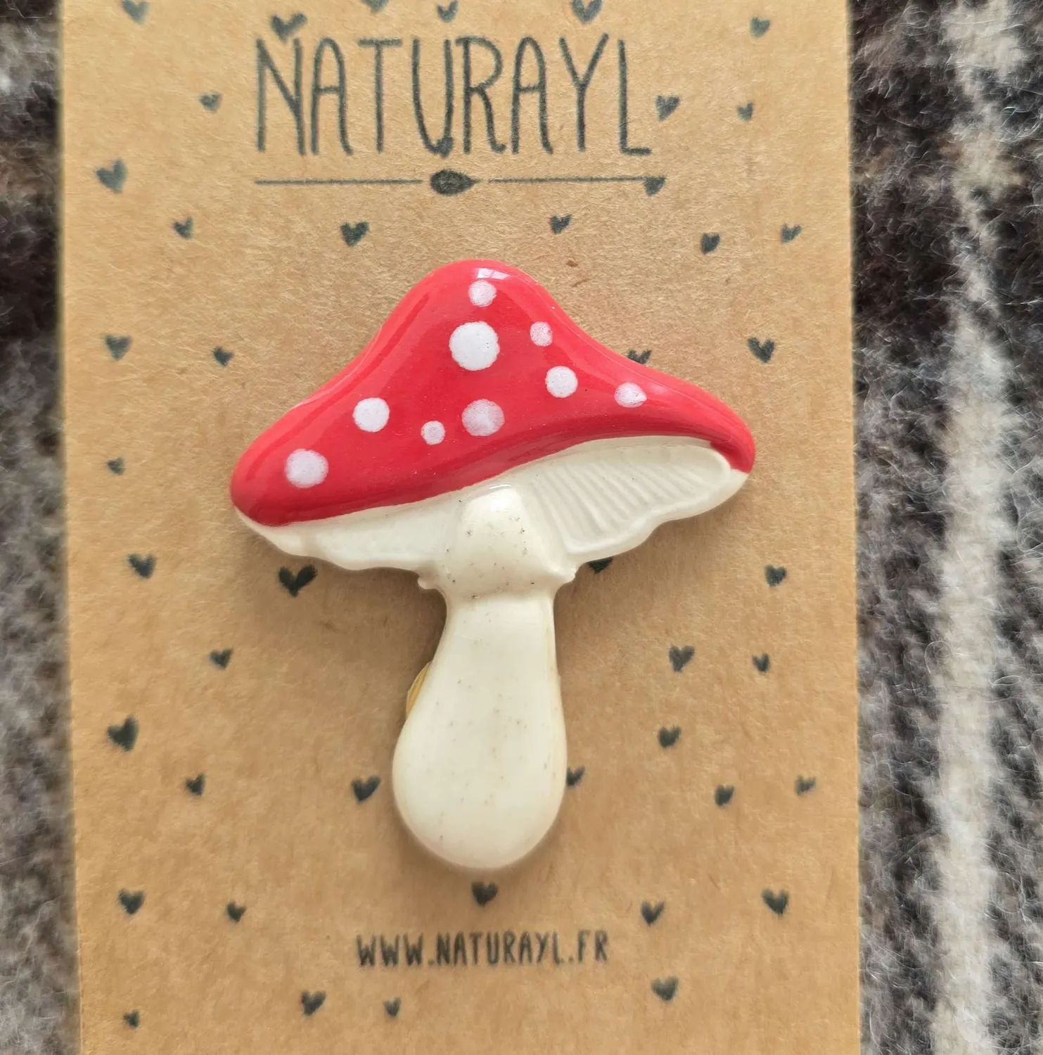 Naturayl Amanite pin fluesvamp i keramik