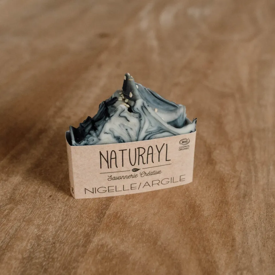 Naturayl sæbe med ler og nigelle til fedtet hud