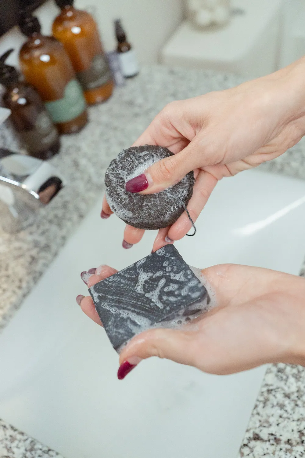 No Tox Life Solidsilk Onyx ansigtssæbe med kul