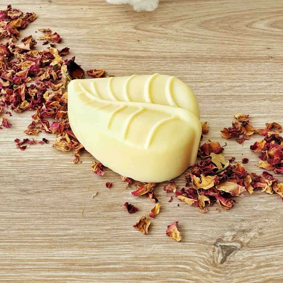 Naturayl massagebar ylang-ylang lavendel tør hud