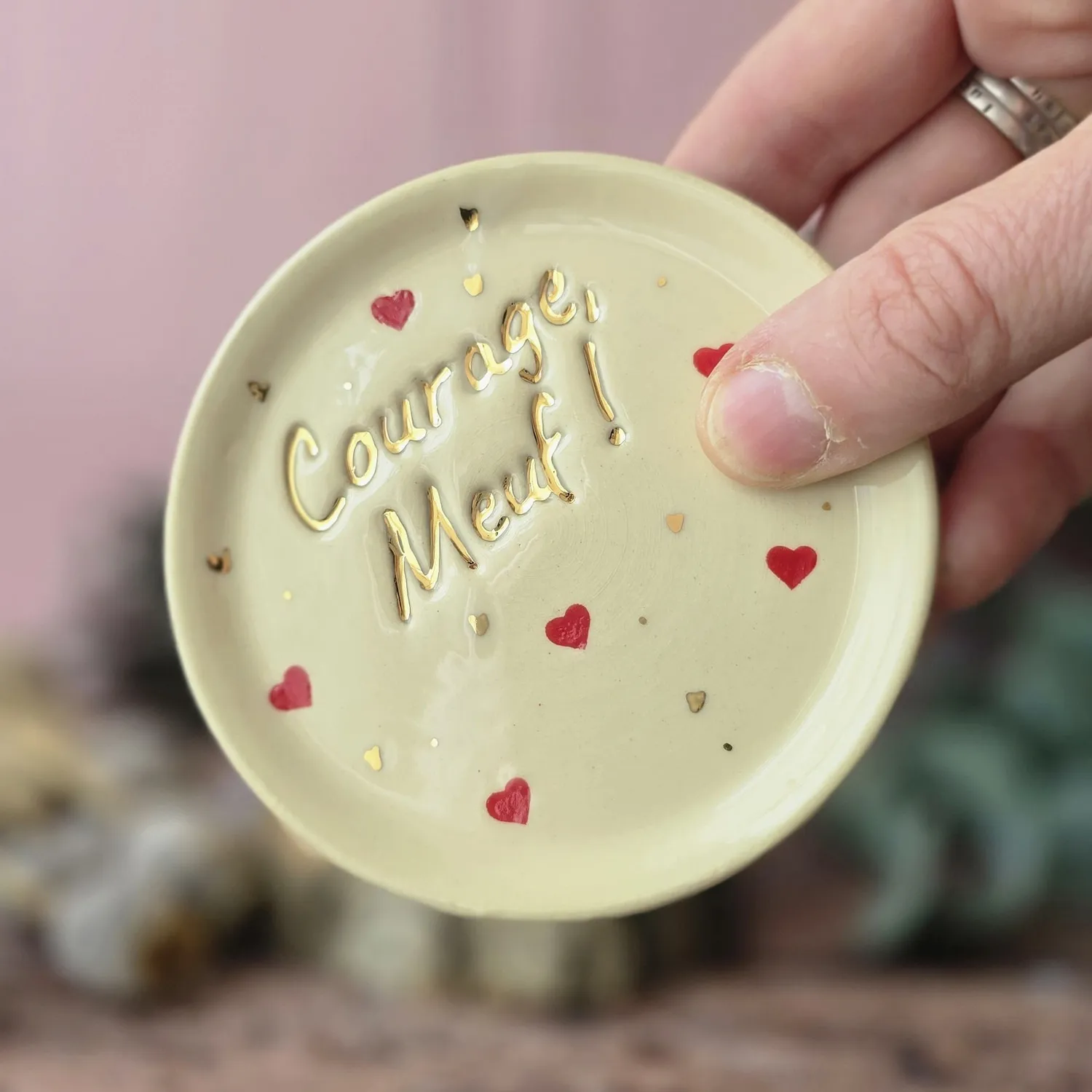 Naturayl Go Girl Club skål med tekst guld håndlavet