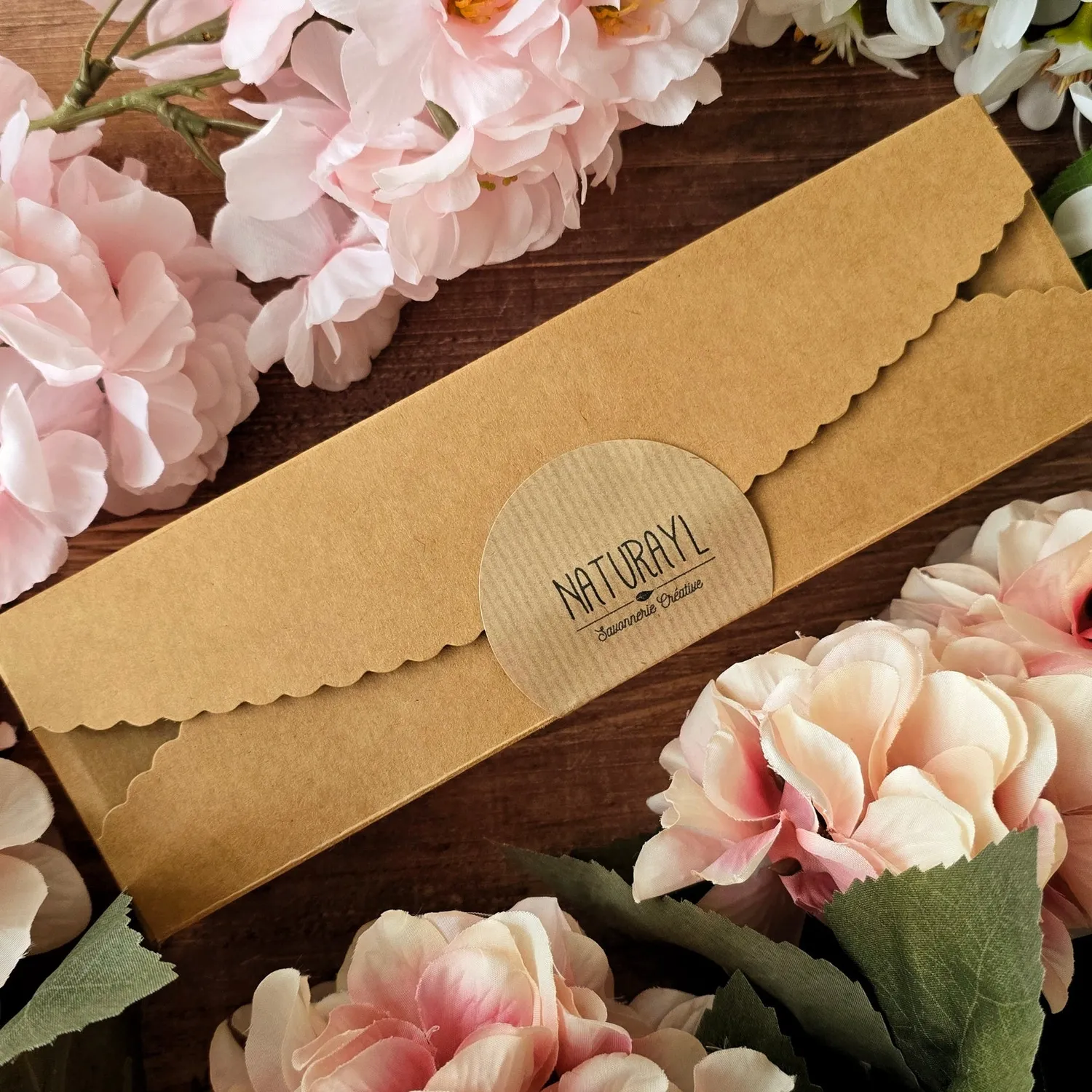 Naturayl Feuille 3 faste sæber med kraftæske blomsterduft