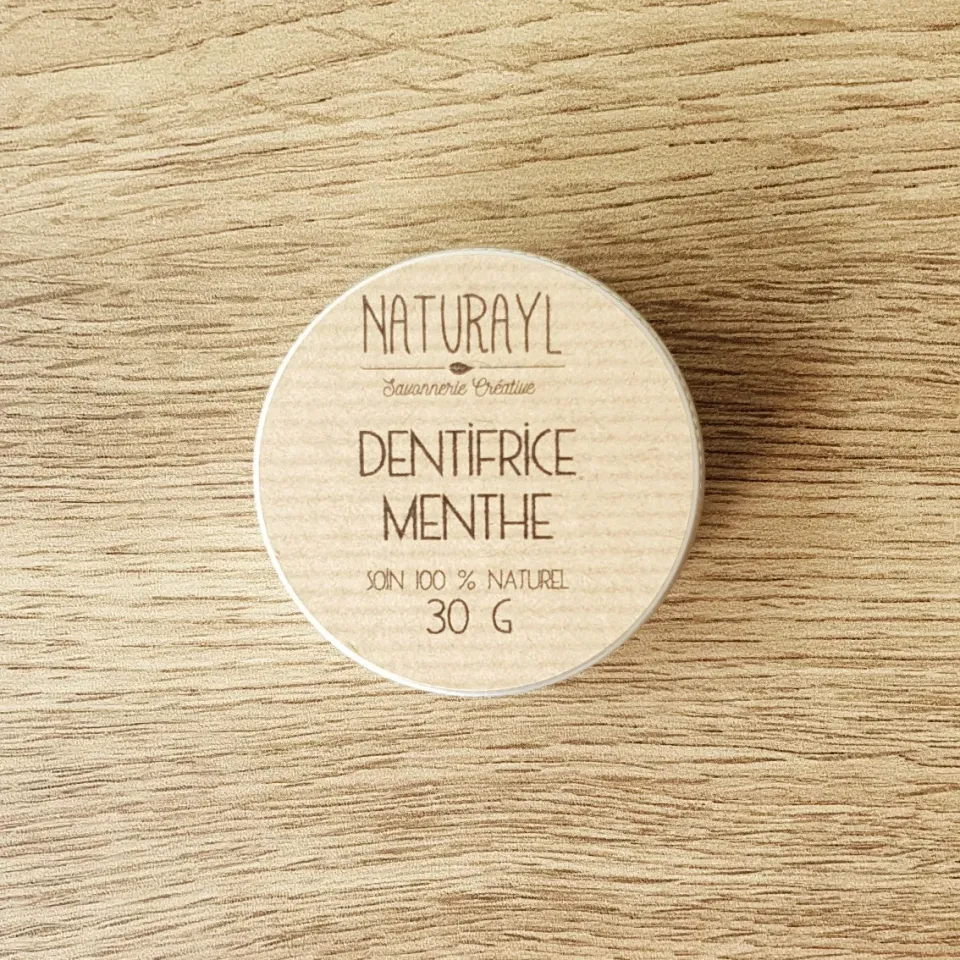 Naturayl Mini Mynte fast tandpasta mild smag rejsestørrelse