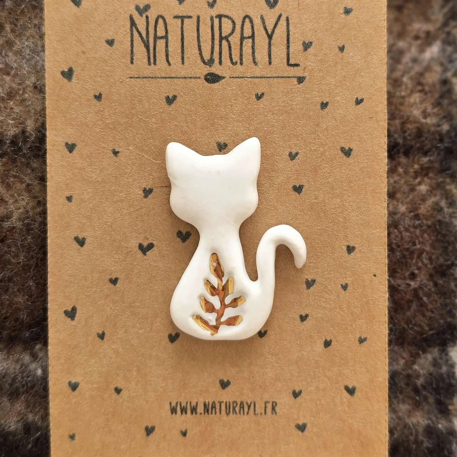Naturayl Chat Feuilles dOr pin sort kat blank