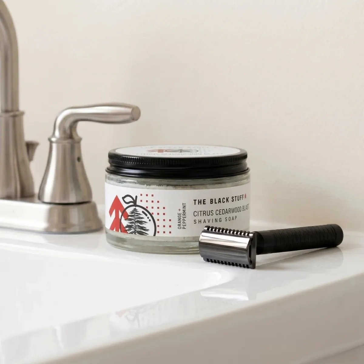 The Black Stuff Citrus Cedarwood Blast barbersæbe 155g