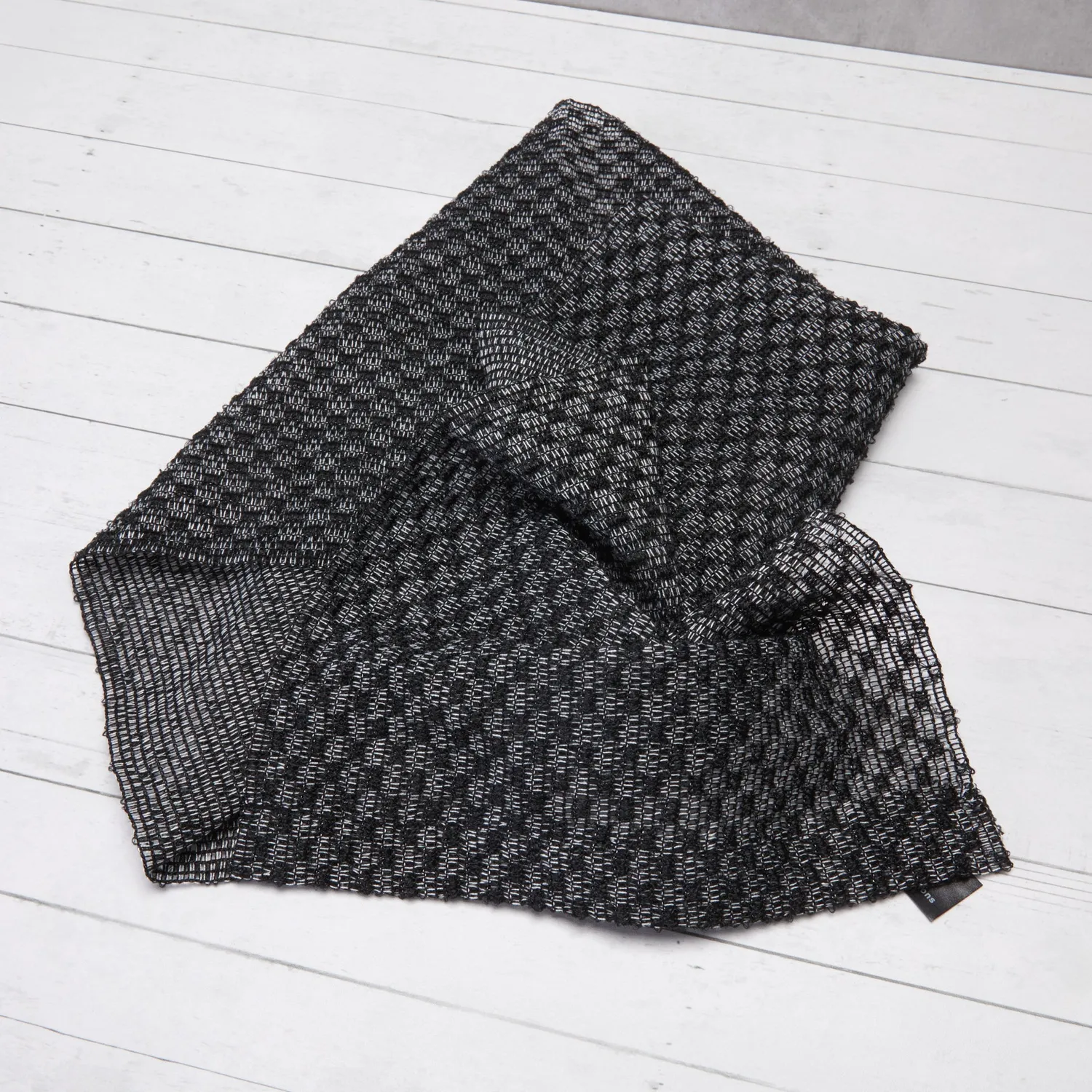 The Black Stuff Silverback washcloth eksfolierende – antibakteriel
