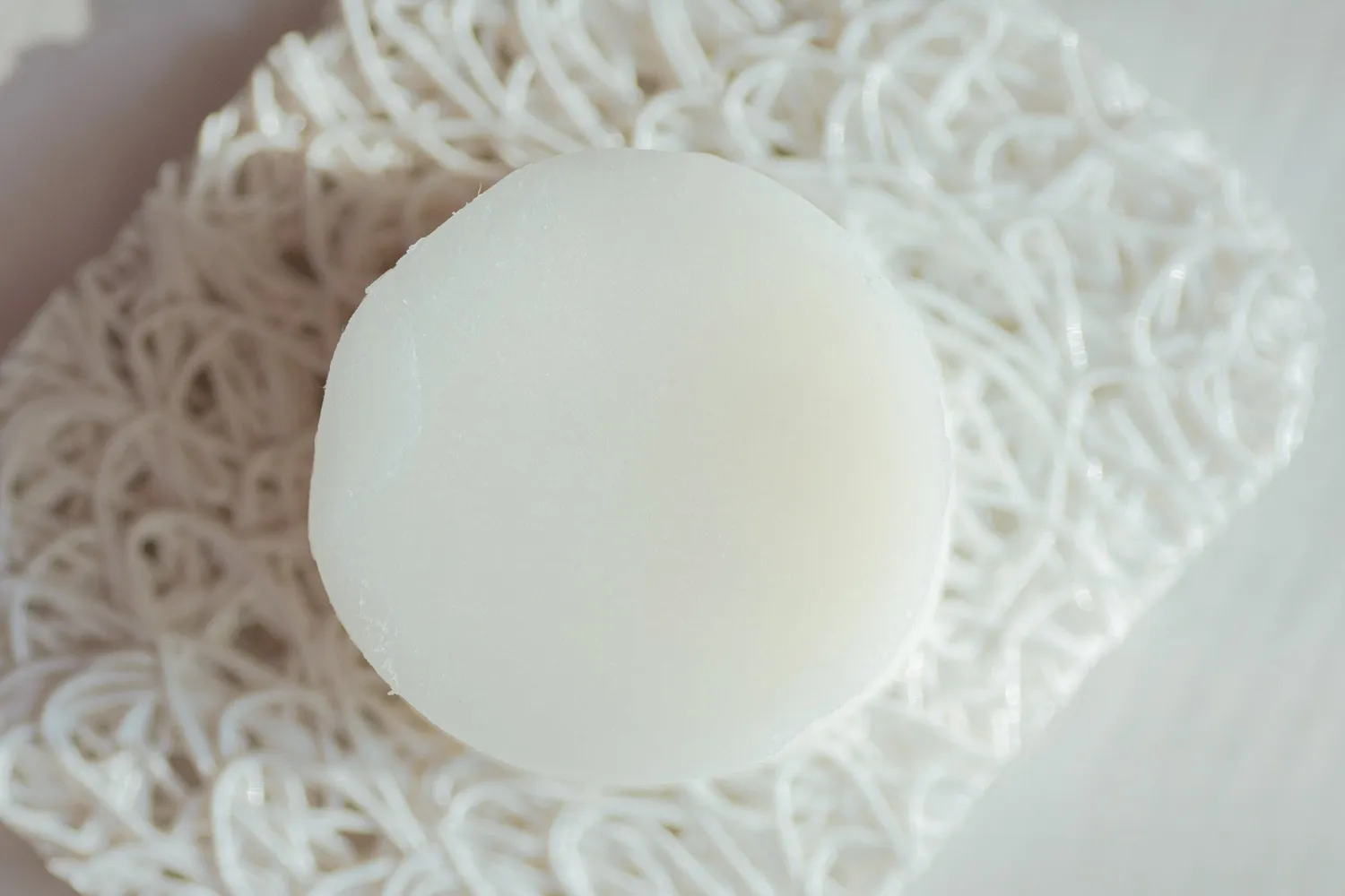 No Tox Life SOLIDSILK Delicate Volume shampoo bar sulfatfri single
